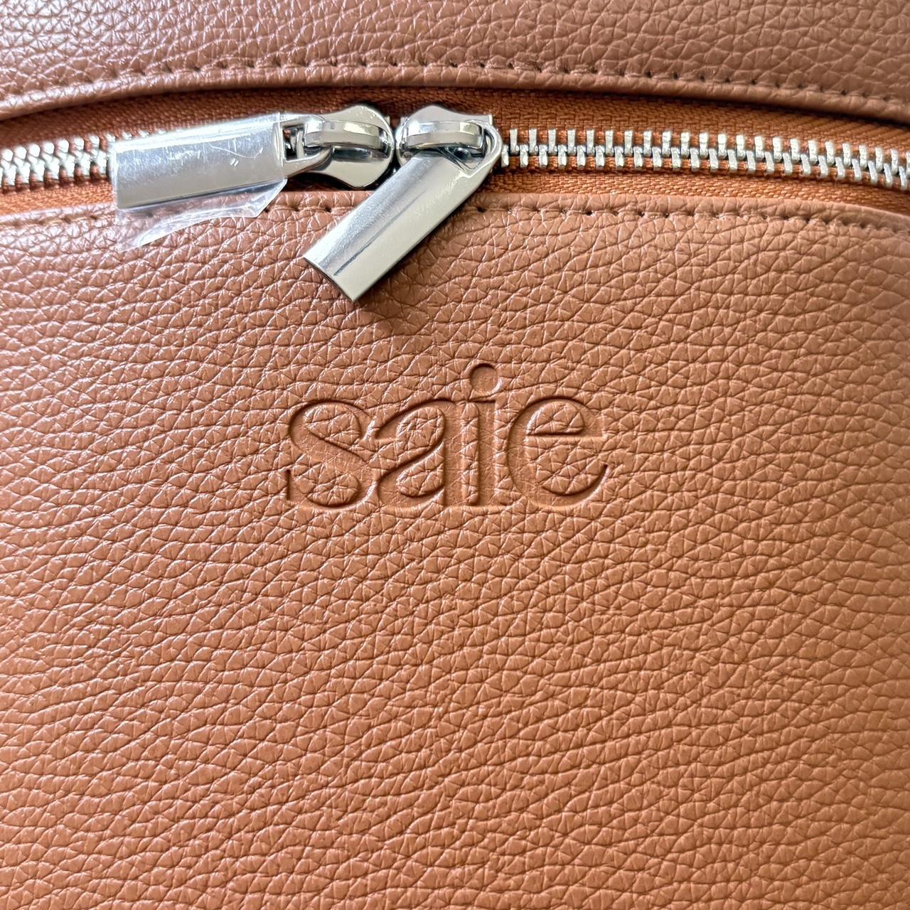 Saie vanity case like new, no plastic wrap Super... - Depop