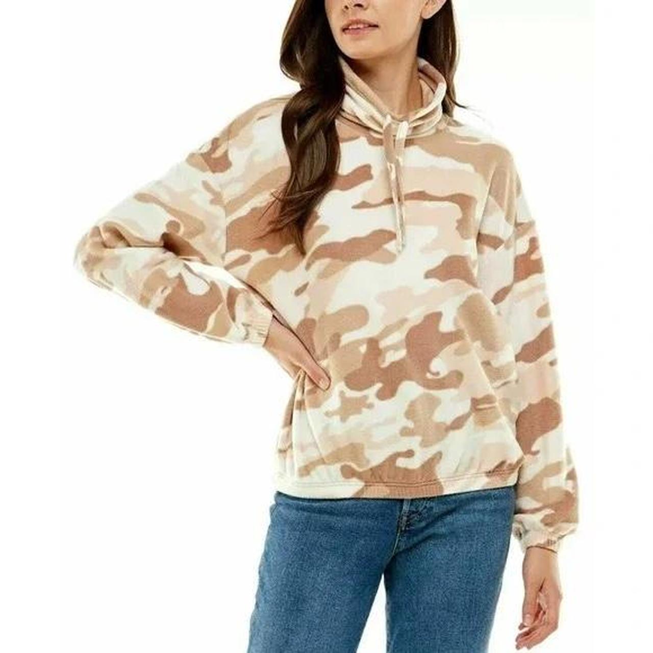 Derek heart camo store sweatshirt