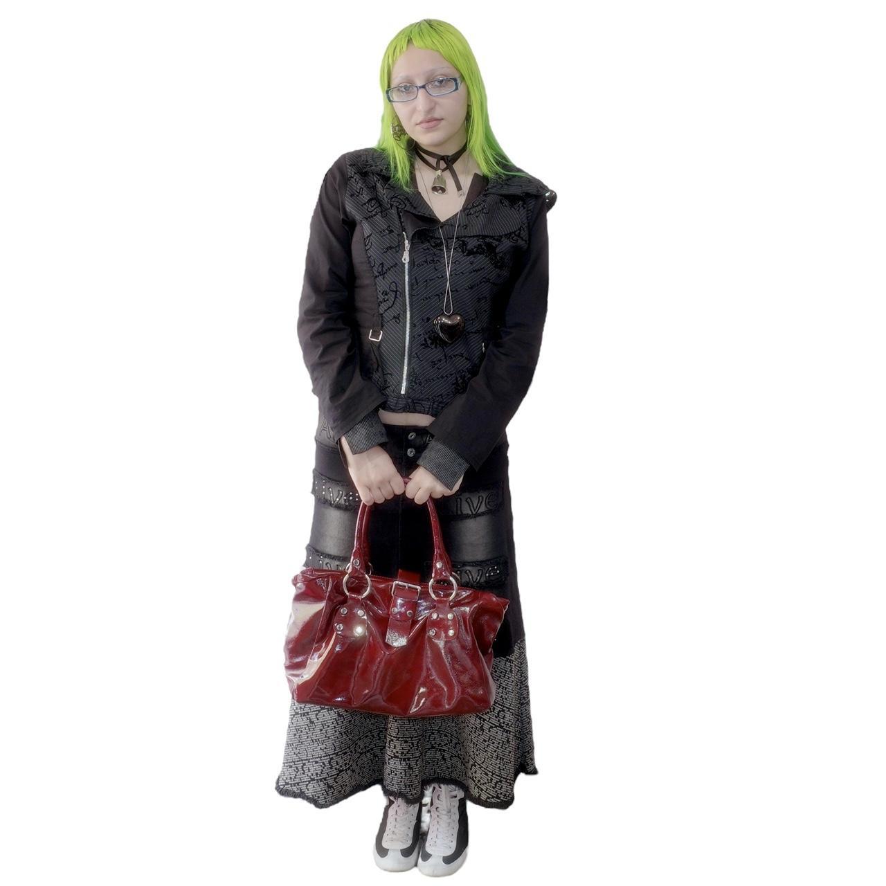 item listed by internetgirl