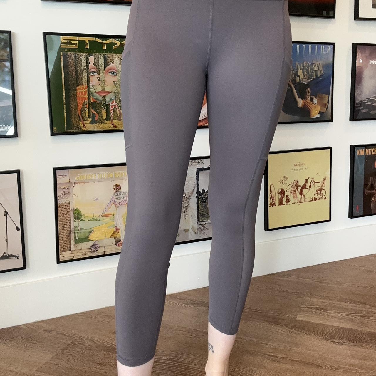 Fabletics Legging Cropped Mesh Inserts with Pockets - Depop