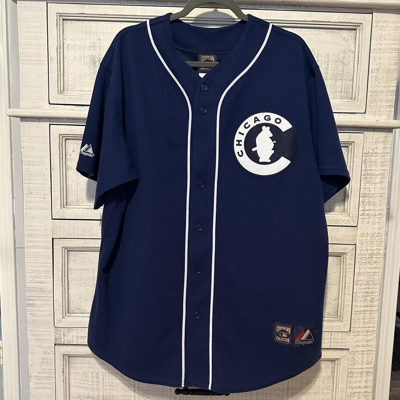 Chicago Cubs Jersey T-Shirt Size XL - Depop