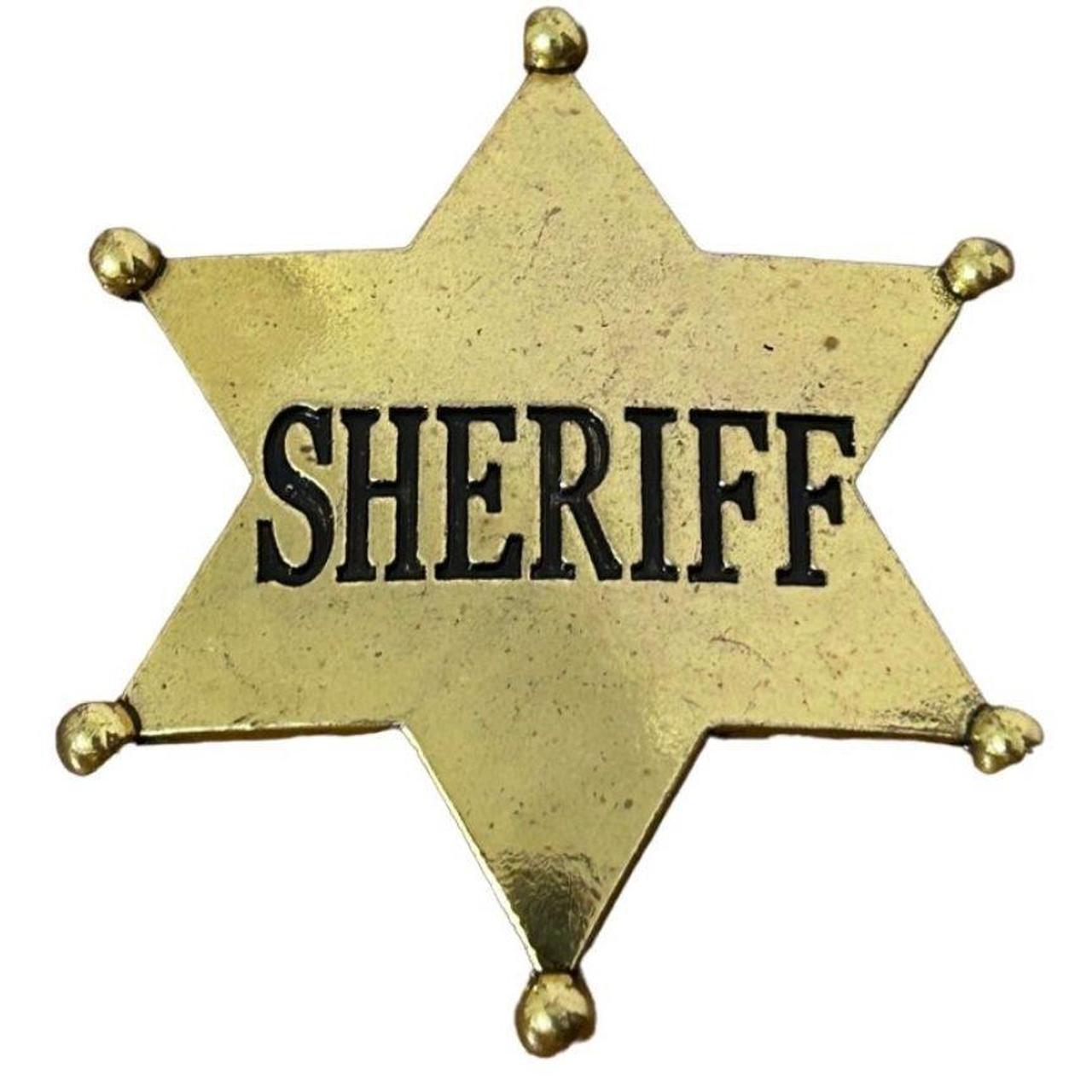 Gold star badge with the word 