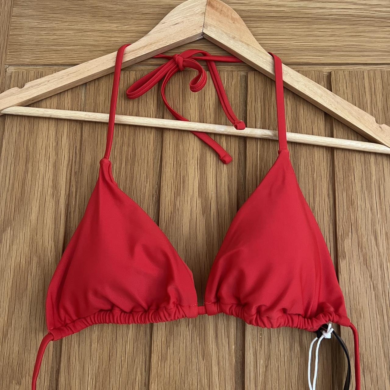 BRAND NEW! NA-KD red triangle bikini top, 💋🌹🍒❤️‍🔥💃🏻,