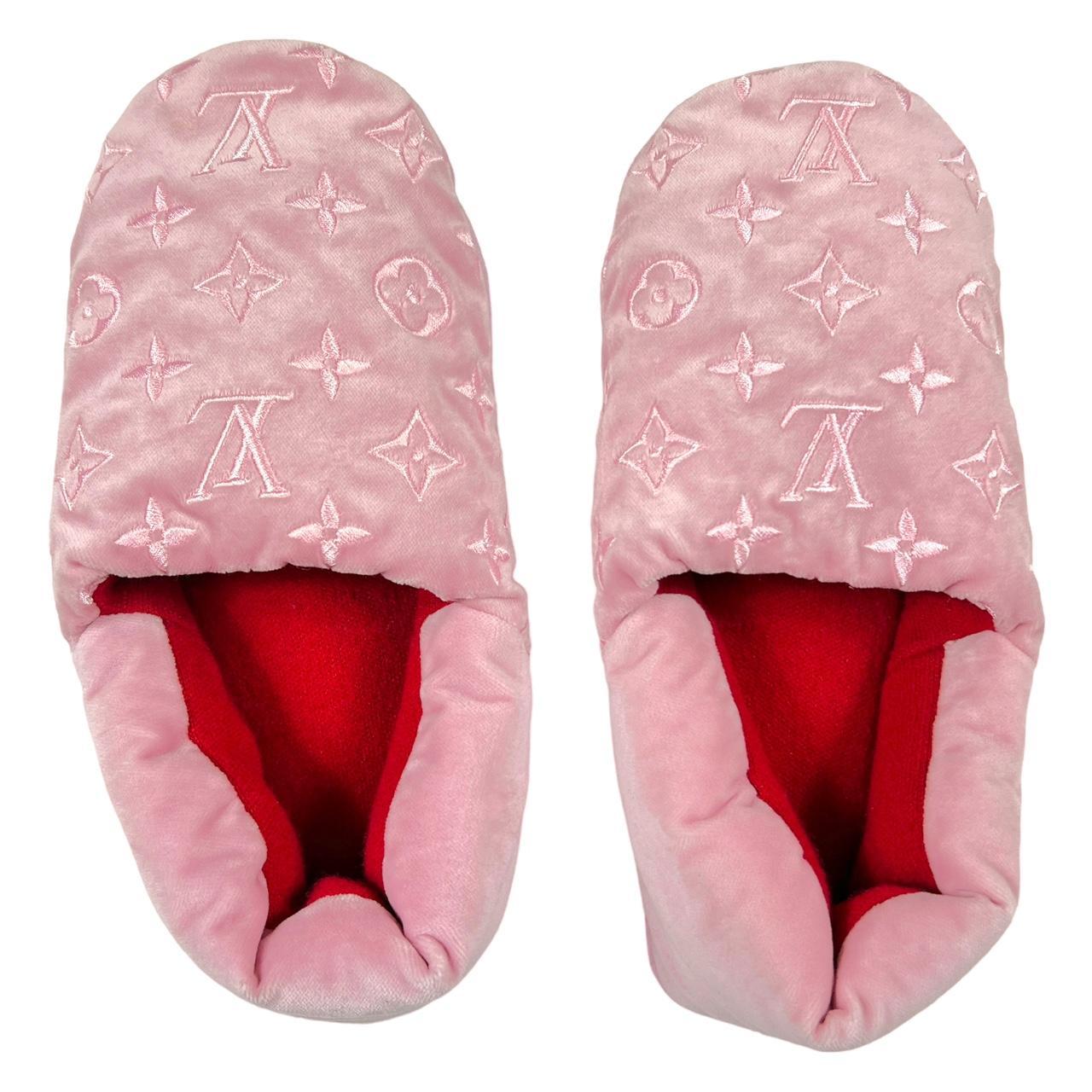 Louis vuitton best sale pink slippers