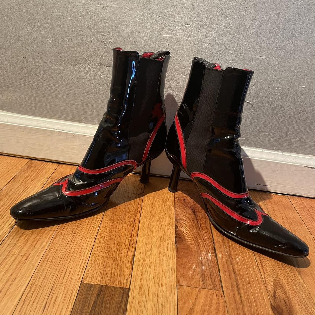 Red patent leather hot sale boots forever 21