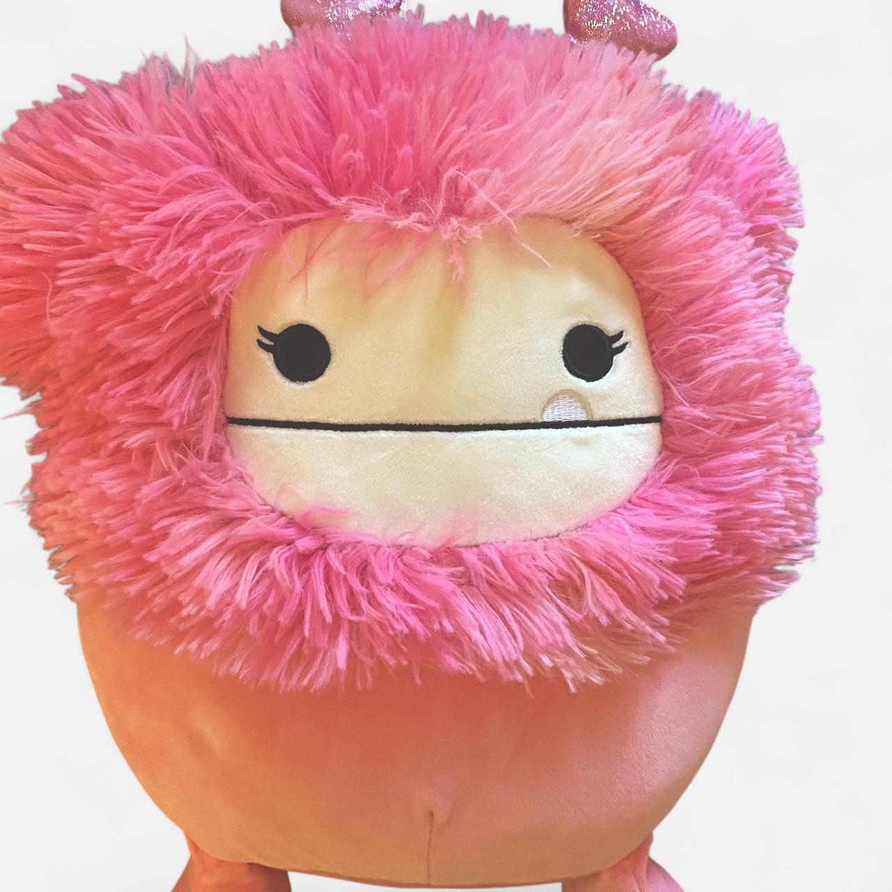 item listed by alyssathemartian