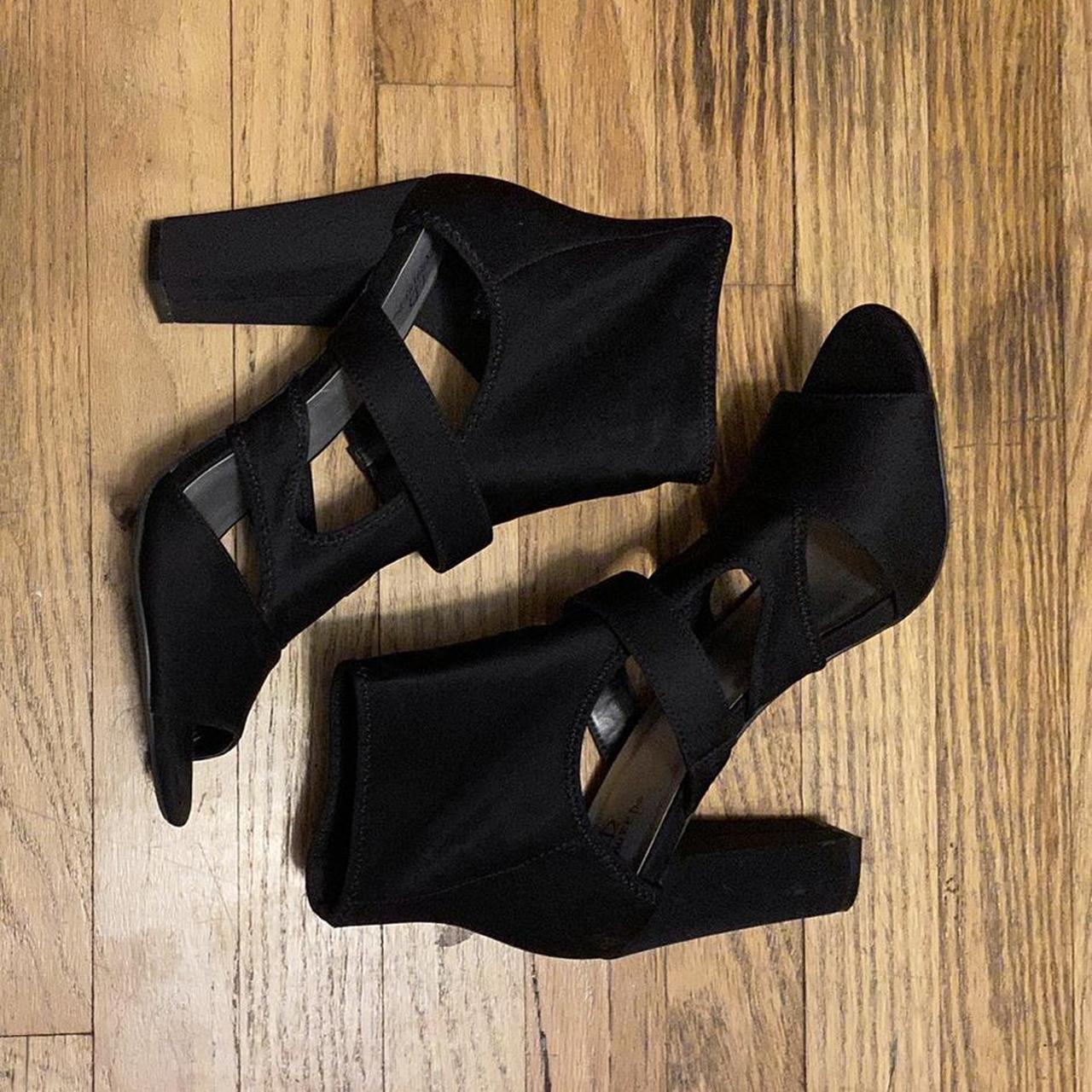 Black strappy heels sales size 11