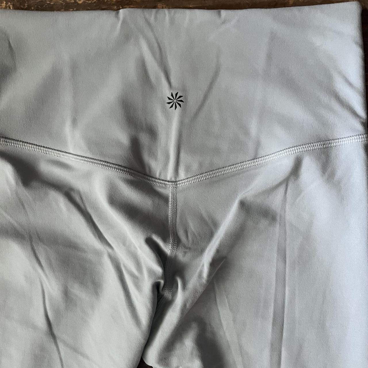 Athleta Women's Blue Leggings Depop