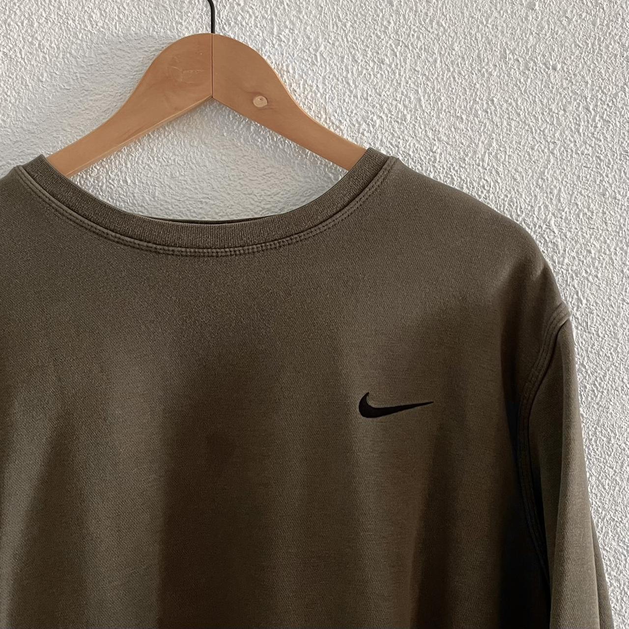 Nike olive sales green sweater