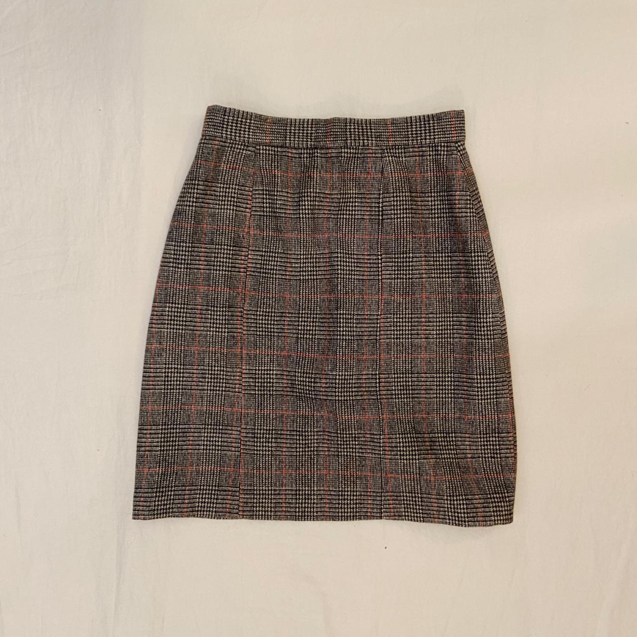 Jean Pascal's Plaid Skirt Waist: 26