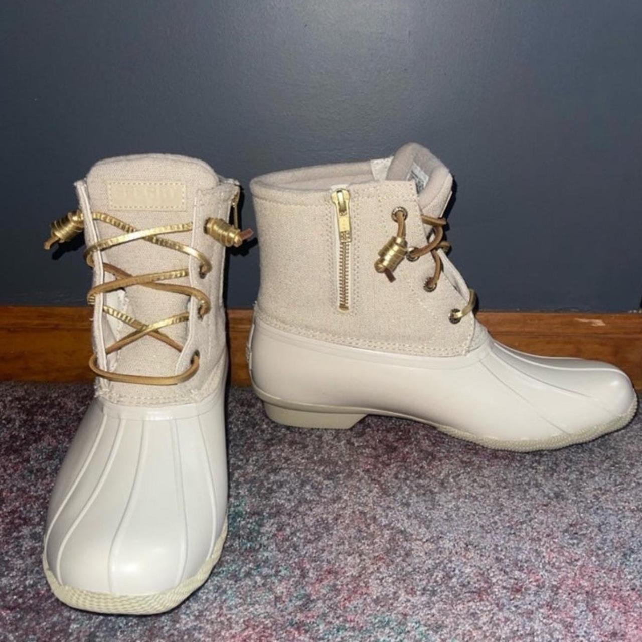 Sperry Women s Saltwater Rain Boot 9.5 ivory. Depop