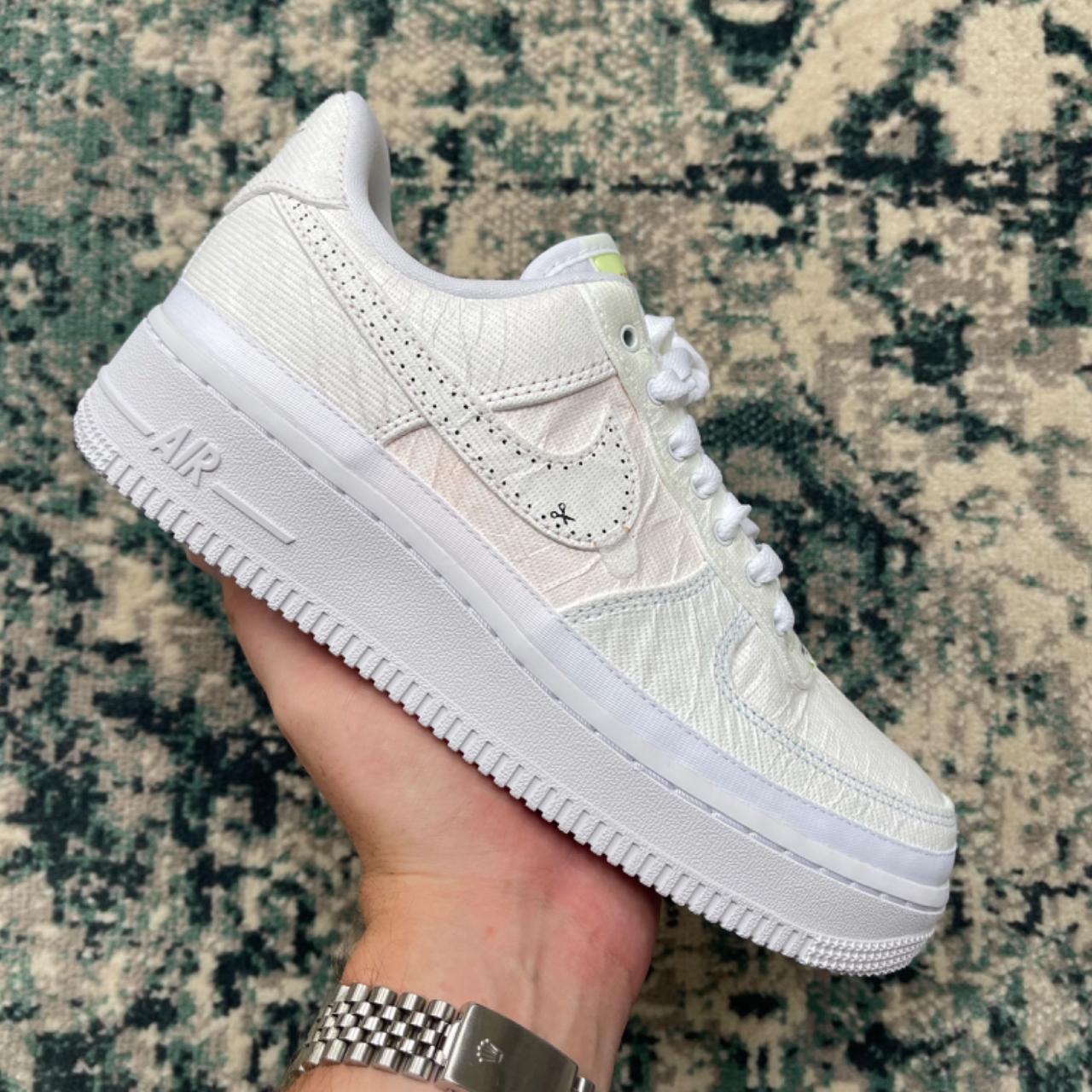 af1 tear here