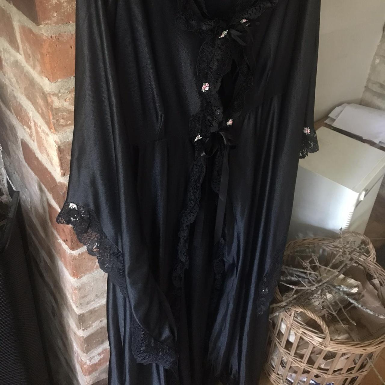 Gorgeous two piece gothic nightgown with flower buds... - Depop
