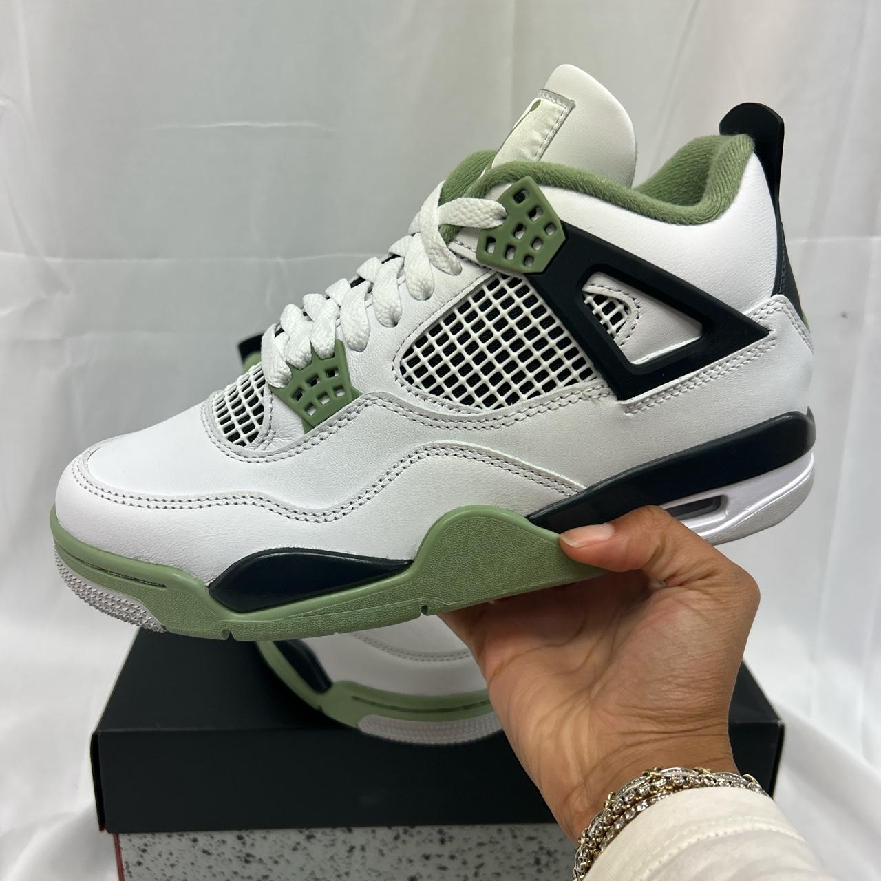 Jordan Women's White and Green Trainers | Depop