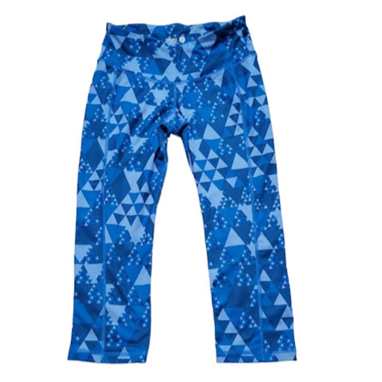 Old Navy Active Women Small Blue Geometric Patterned - Depop