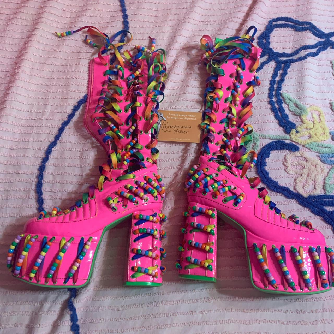 Club Exx good Pink Rave Kandi Beaded Platform Shoes Size 8