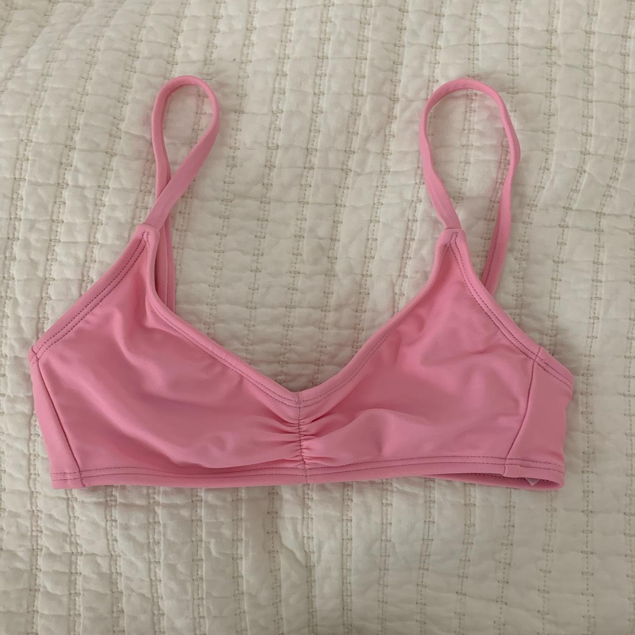 Target light pink bikini top only worn to take pictures - Depop