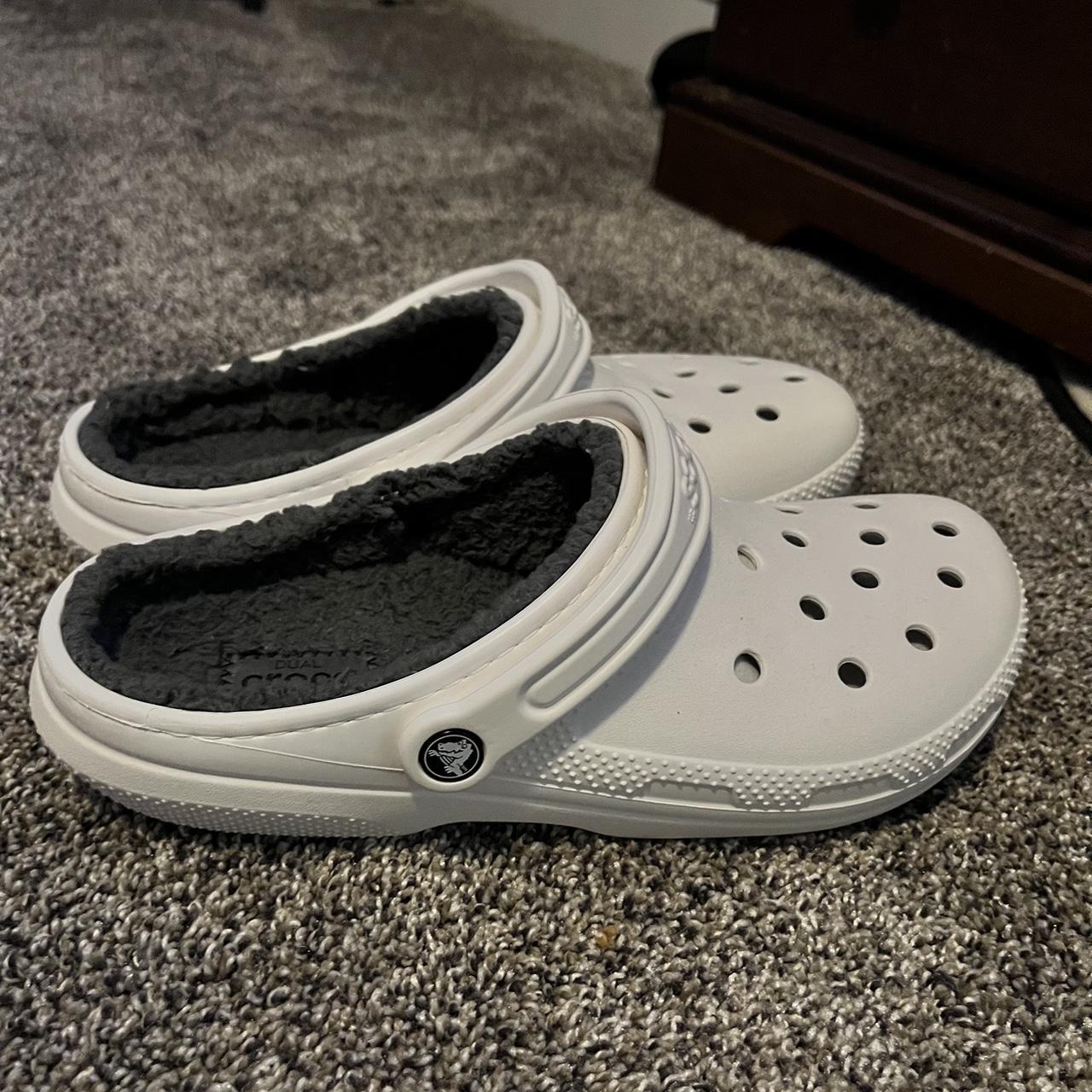 White fuzzy crocs with grey fuzz Size men s 10 12