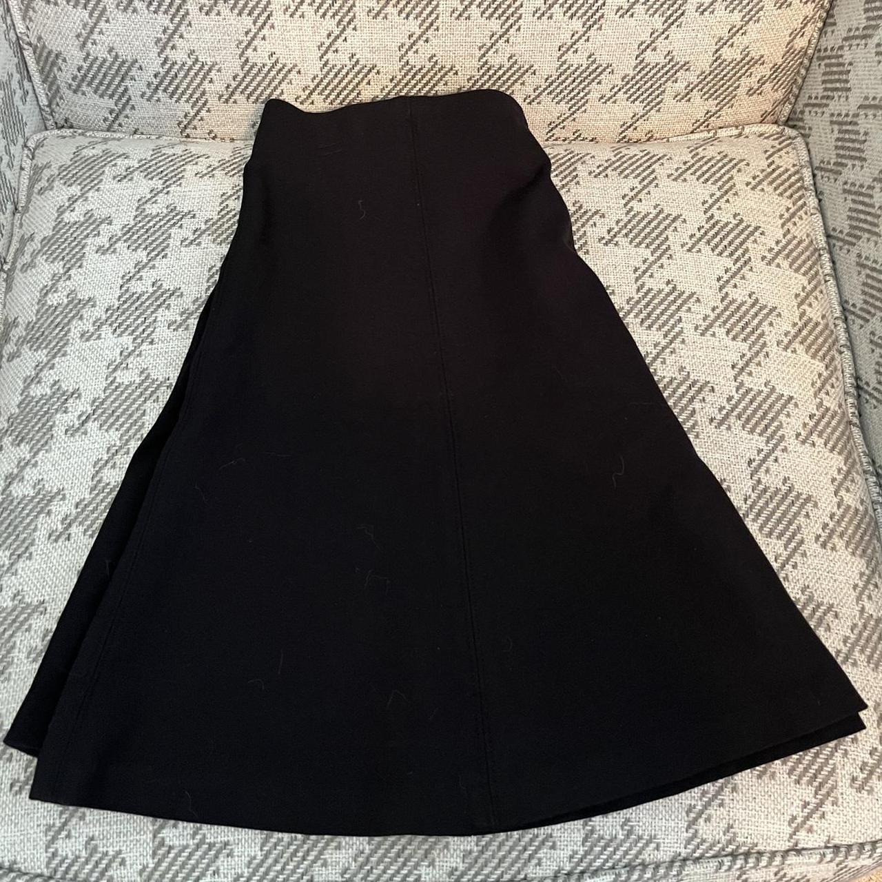 Black Ann Taylor Loft flared skirt with elastic. Depop