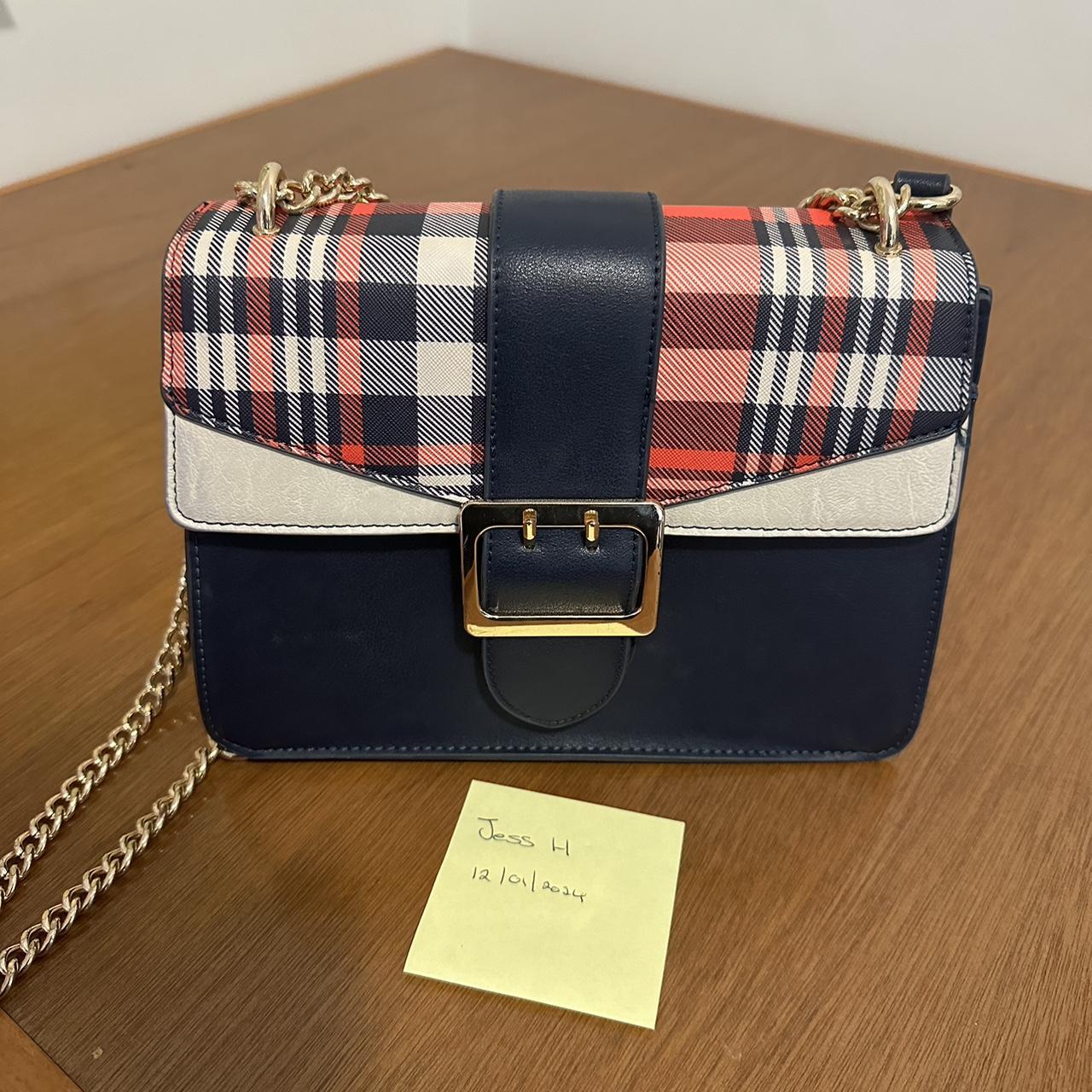 Barely used crossbody bag from Collette Price Depop