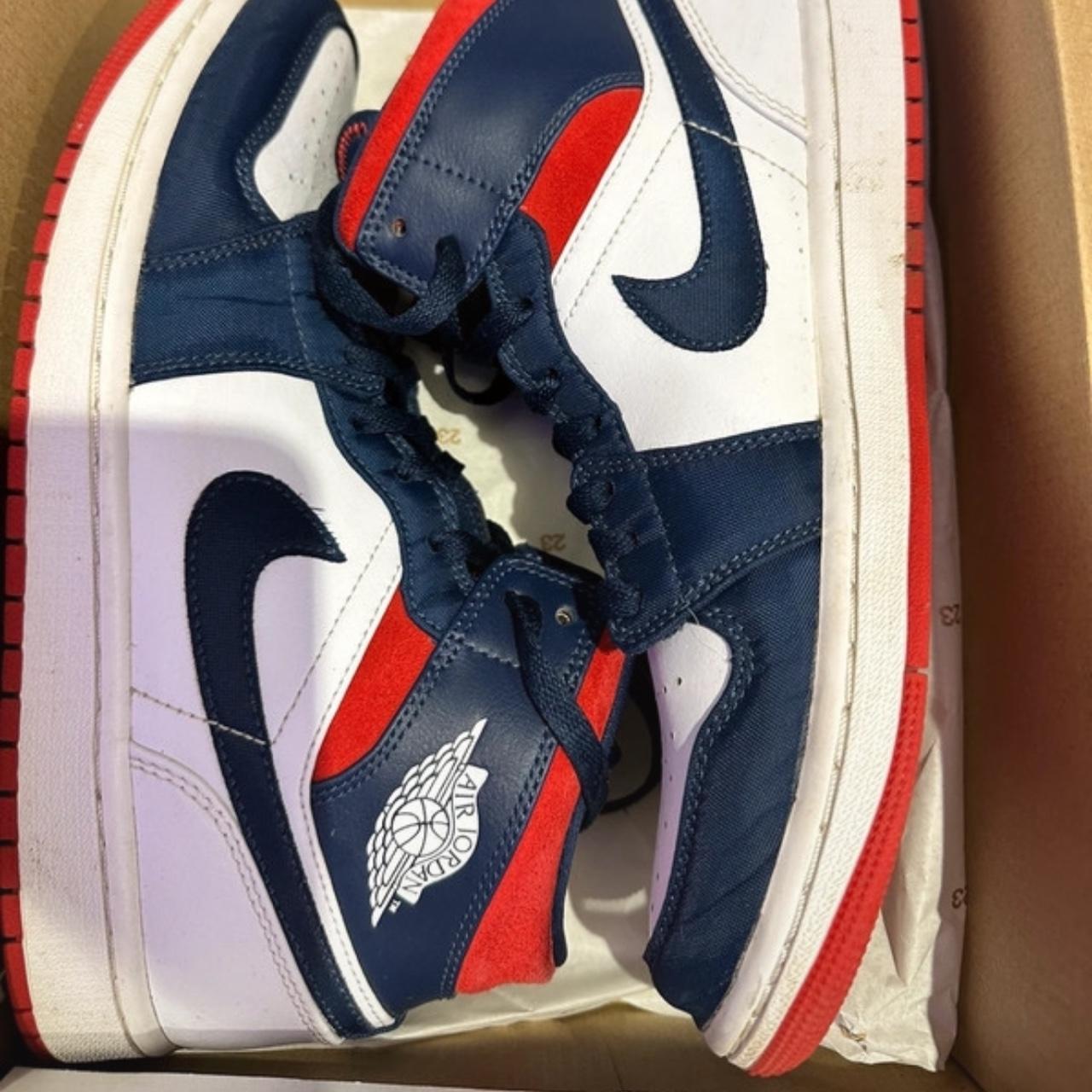 half blue jordan 1 mids