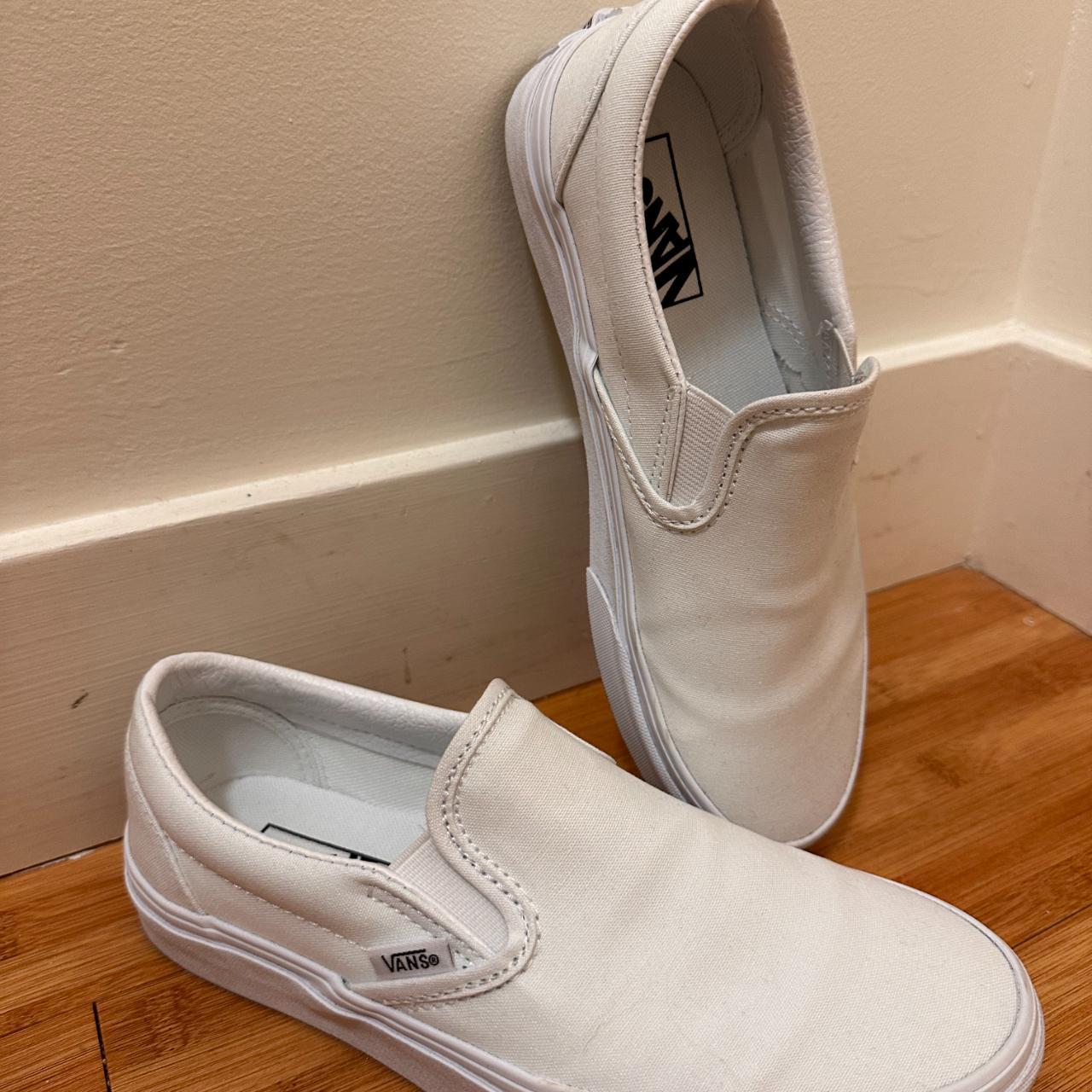 White slip on store vans size 6