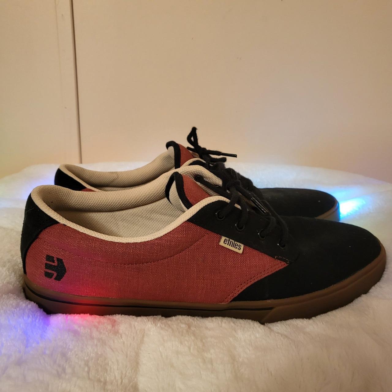 mens etnies trainers