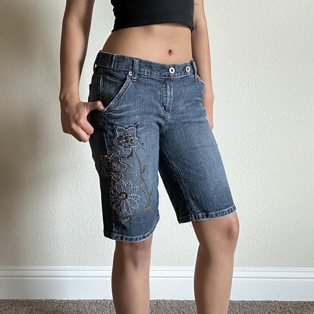 item listed by kgfindzzz