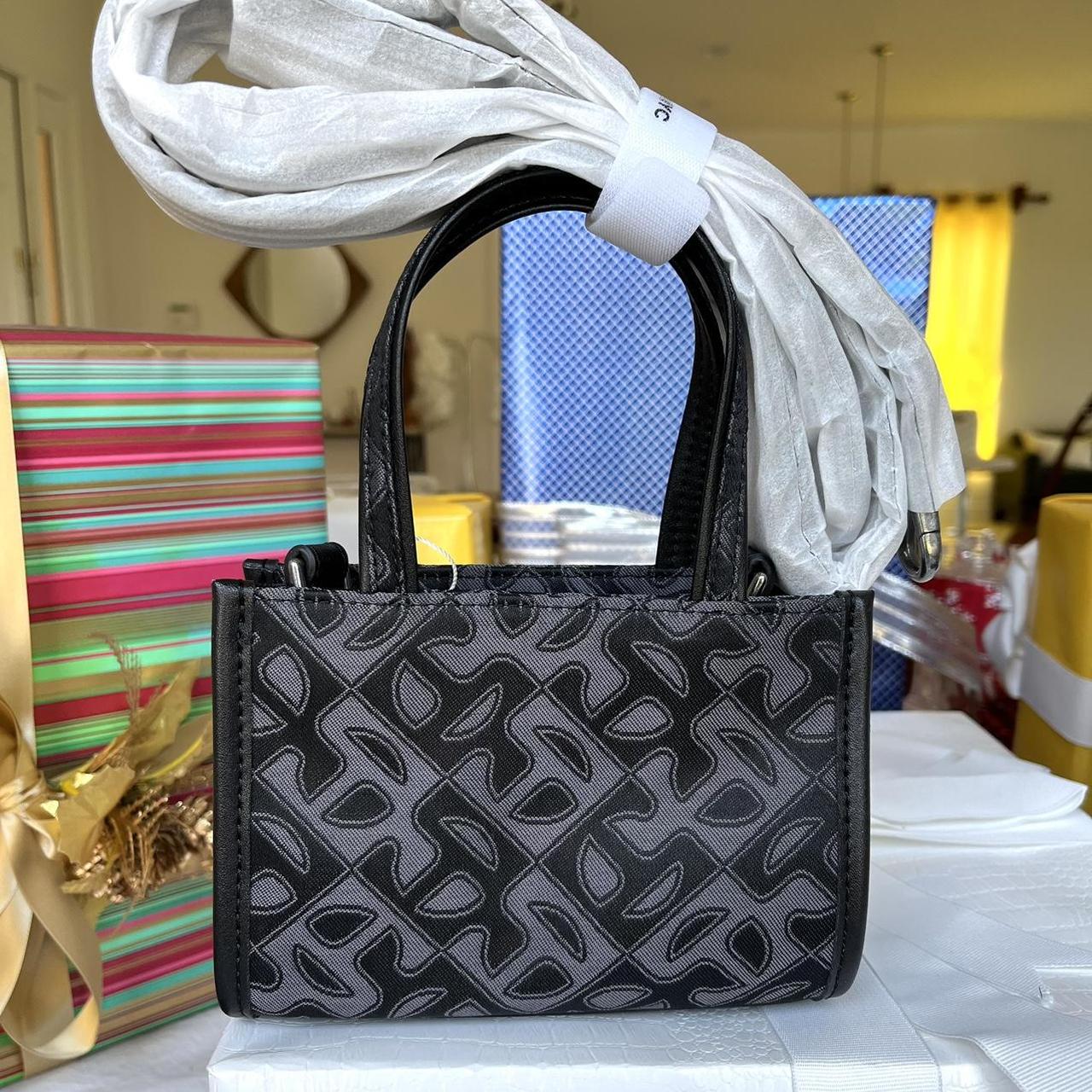 Telfar Shopper. The bag that always sells out! NEW... Depop