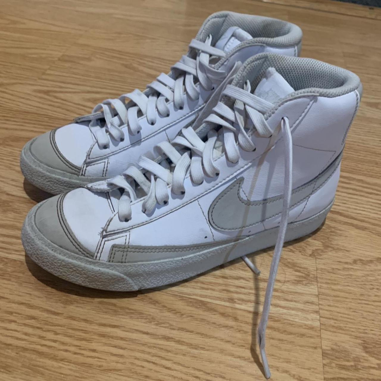 Nike Women's White and Grey Trainers