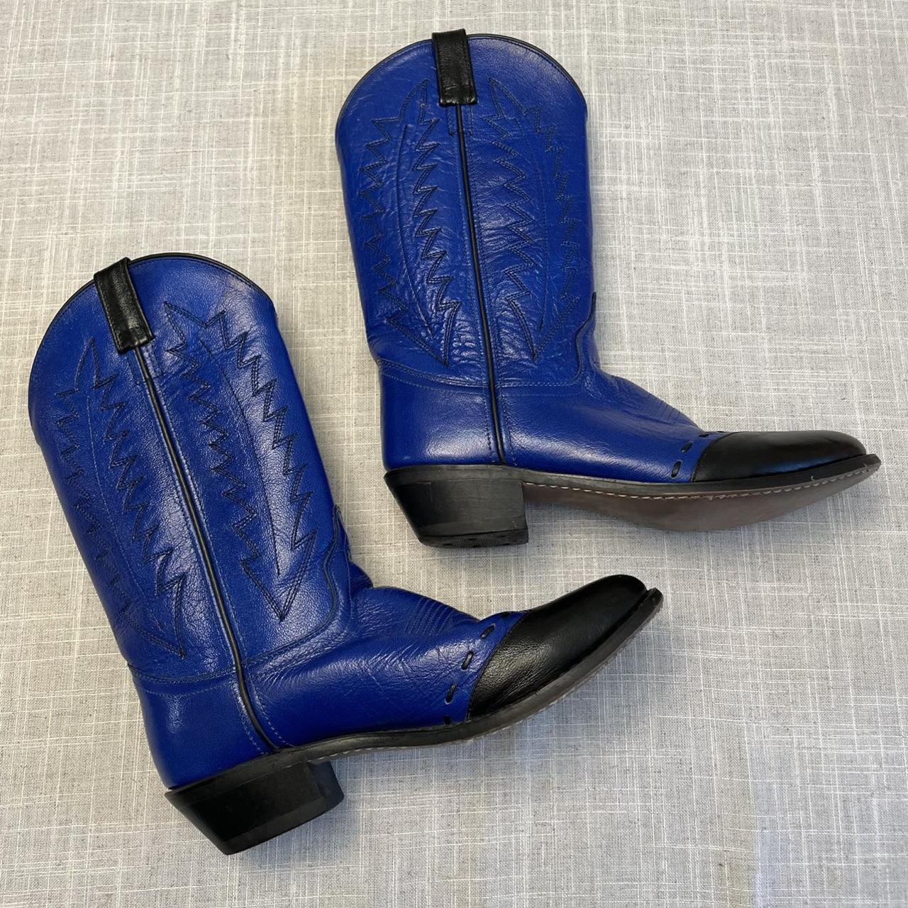 mens blue walking boots