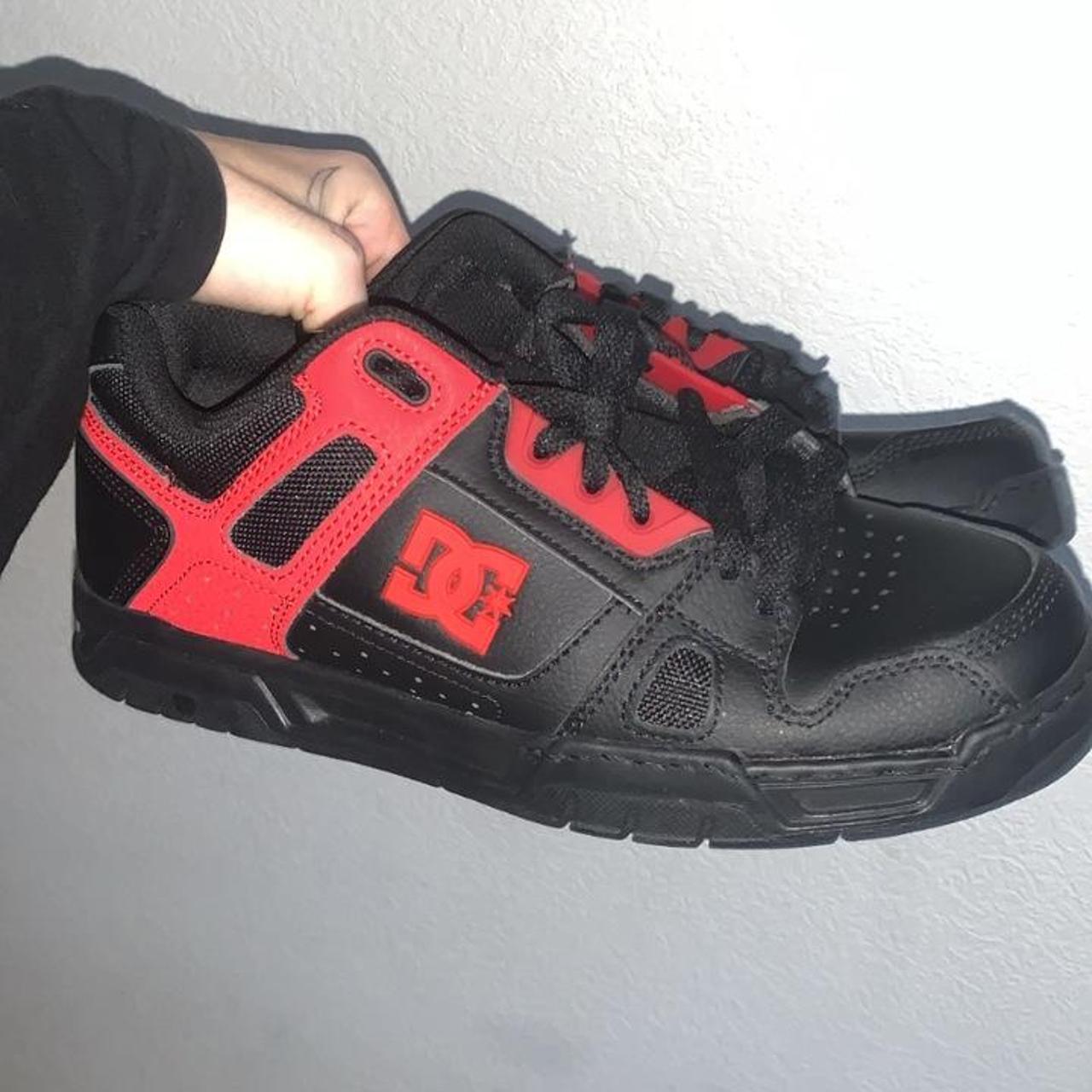 DC skateboard shoe, chunky ļoti maz lietoti, 42... Depop