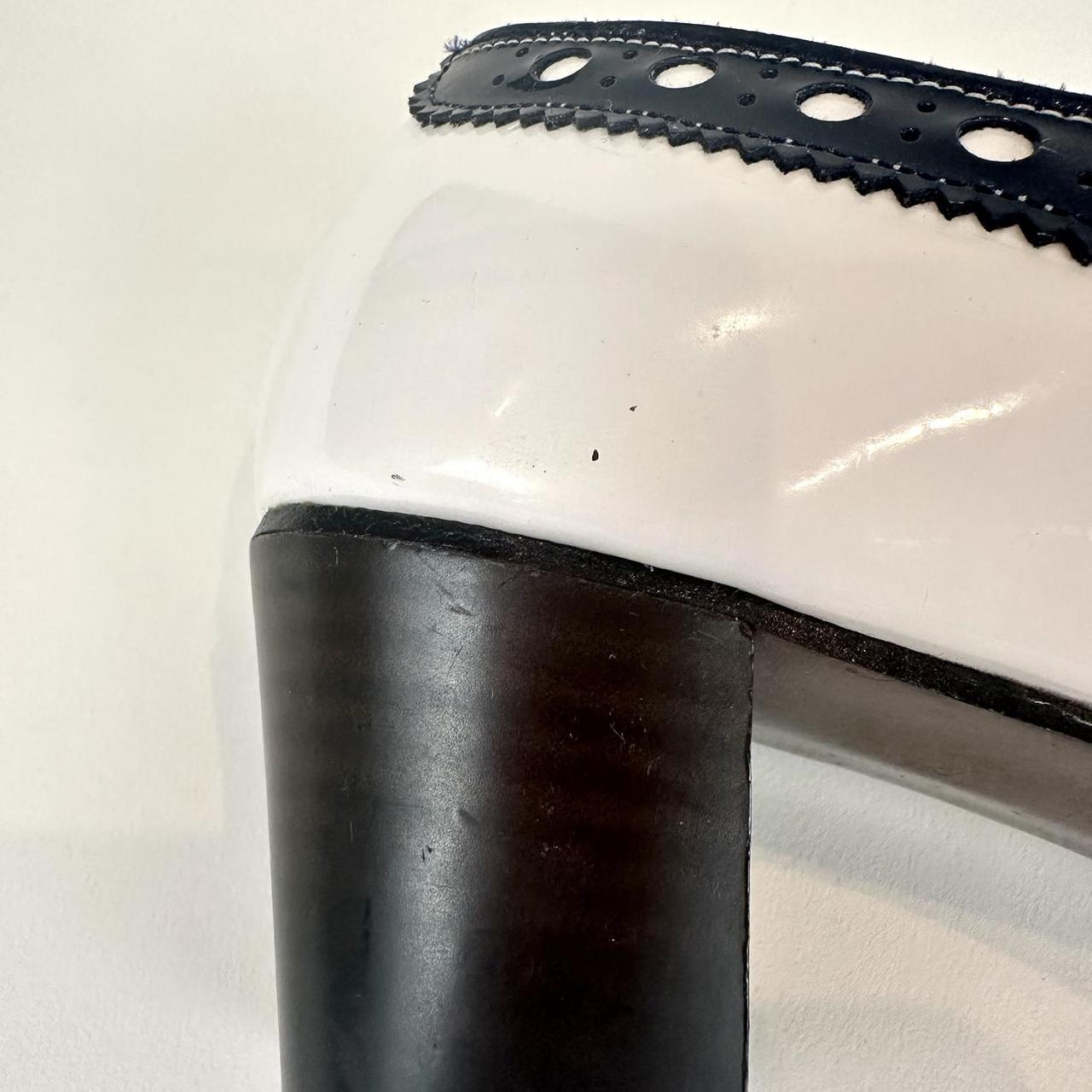 wingtip heels