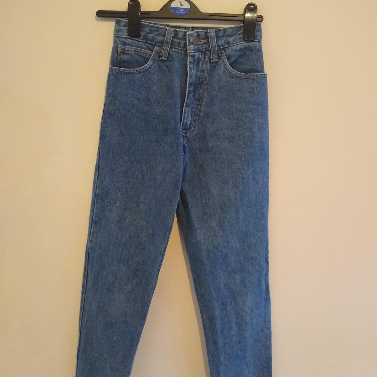 Guess Women's Blue Jeans | Depop