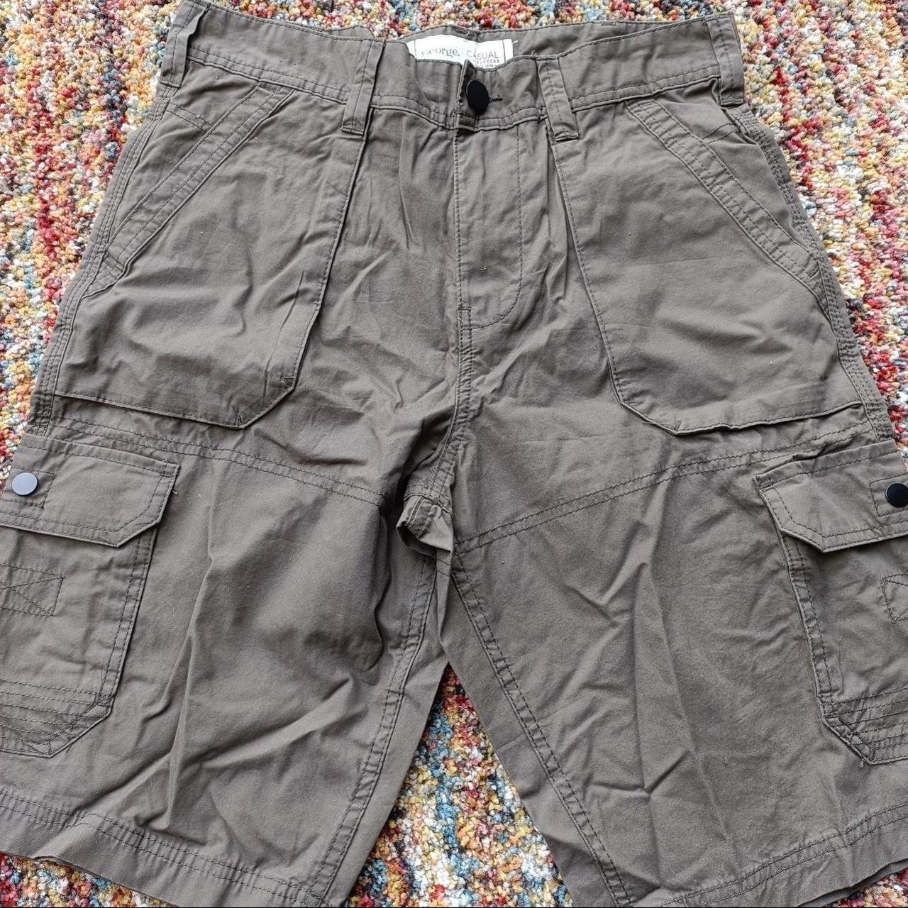 mens cargo shorts khaki size 30w... Depop