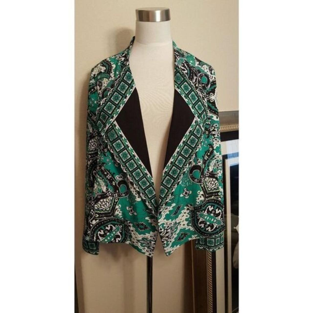 item listed by sarellascloset