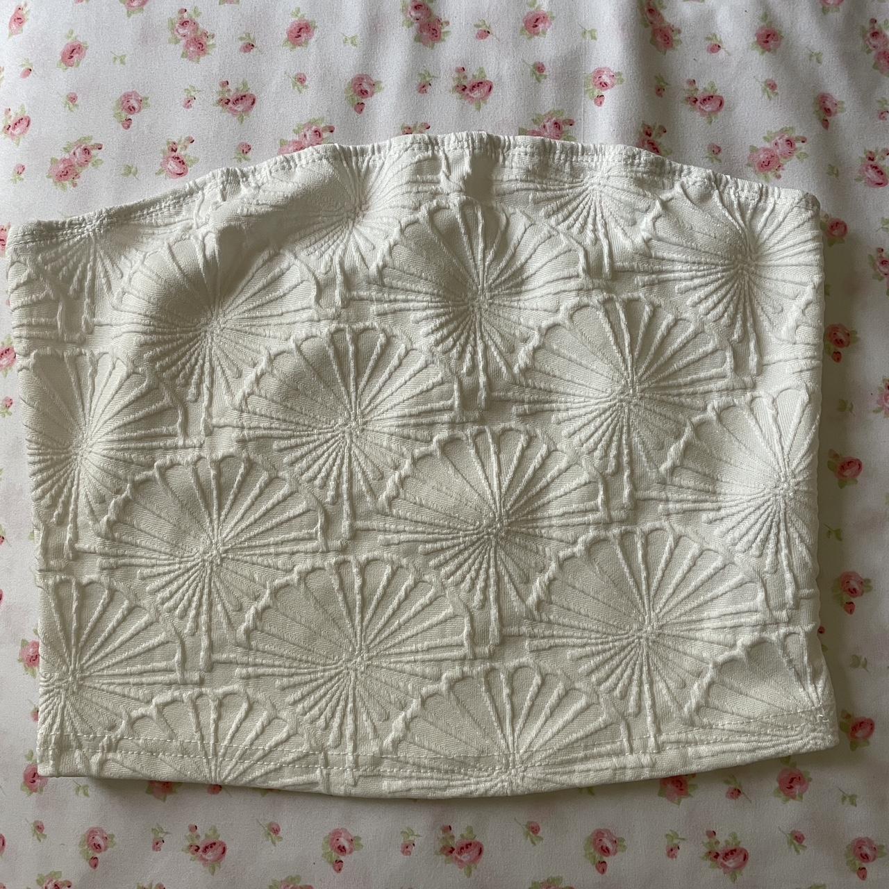 cute white tube top!!! wore it once, size small!!... - Depop