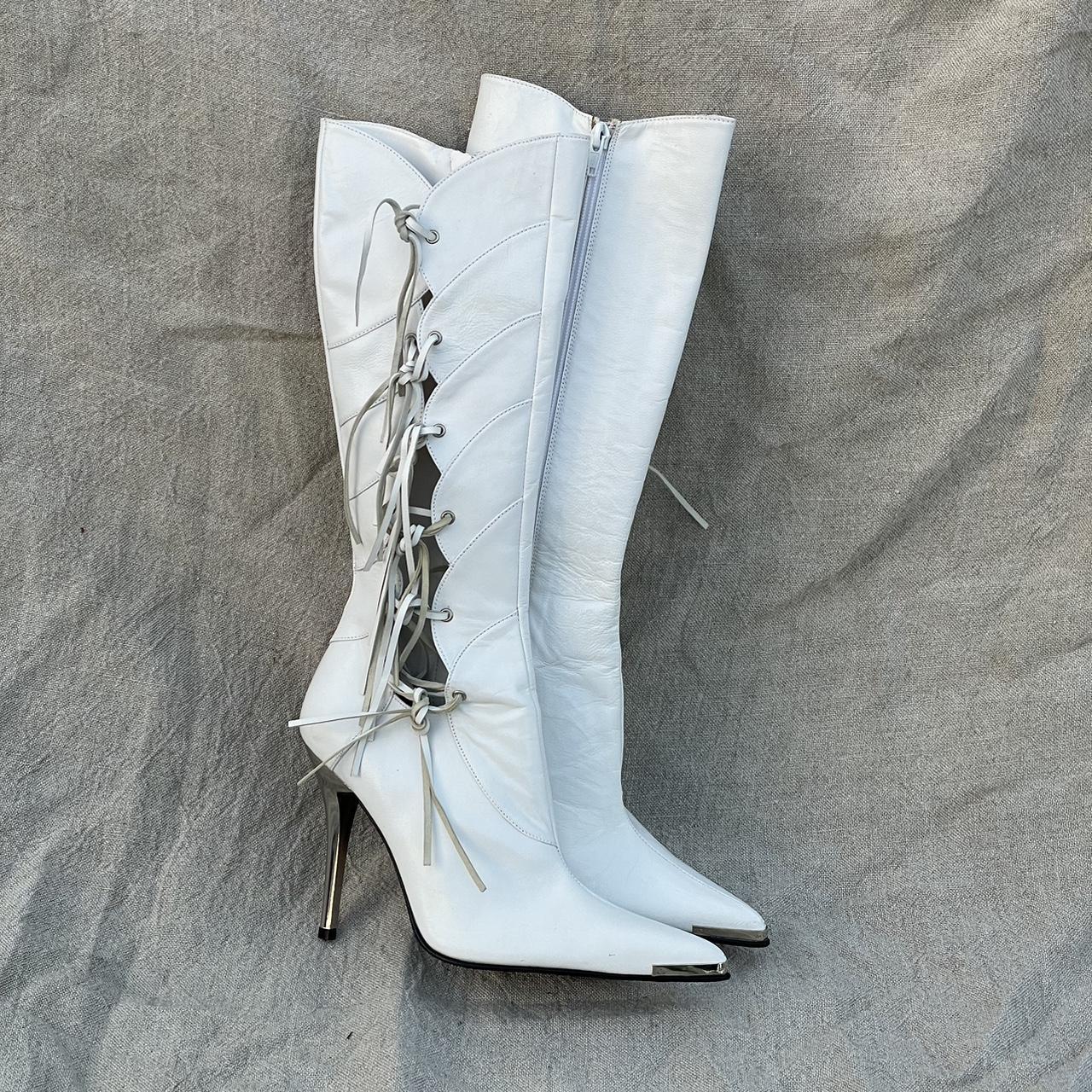 Women's White Boots | Depop