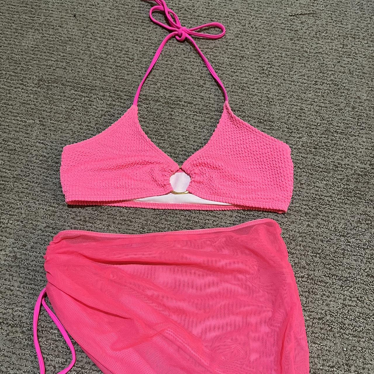 Hot pink ribbed bikini top Comes with sheer bathing. Depop