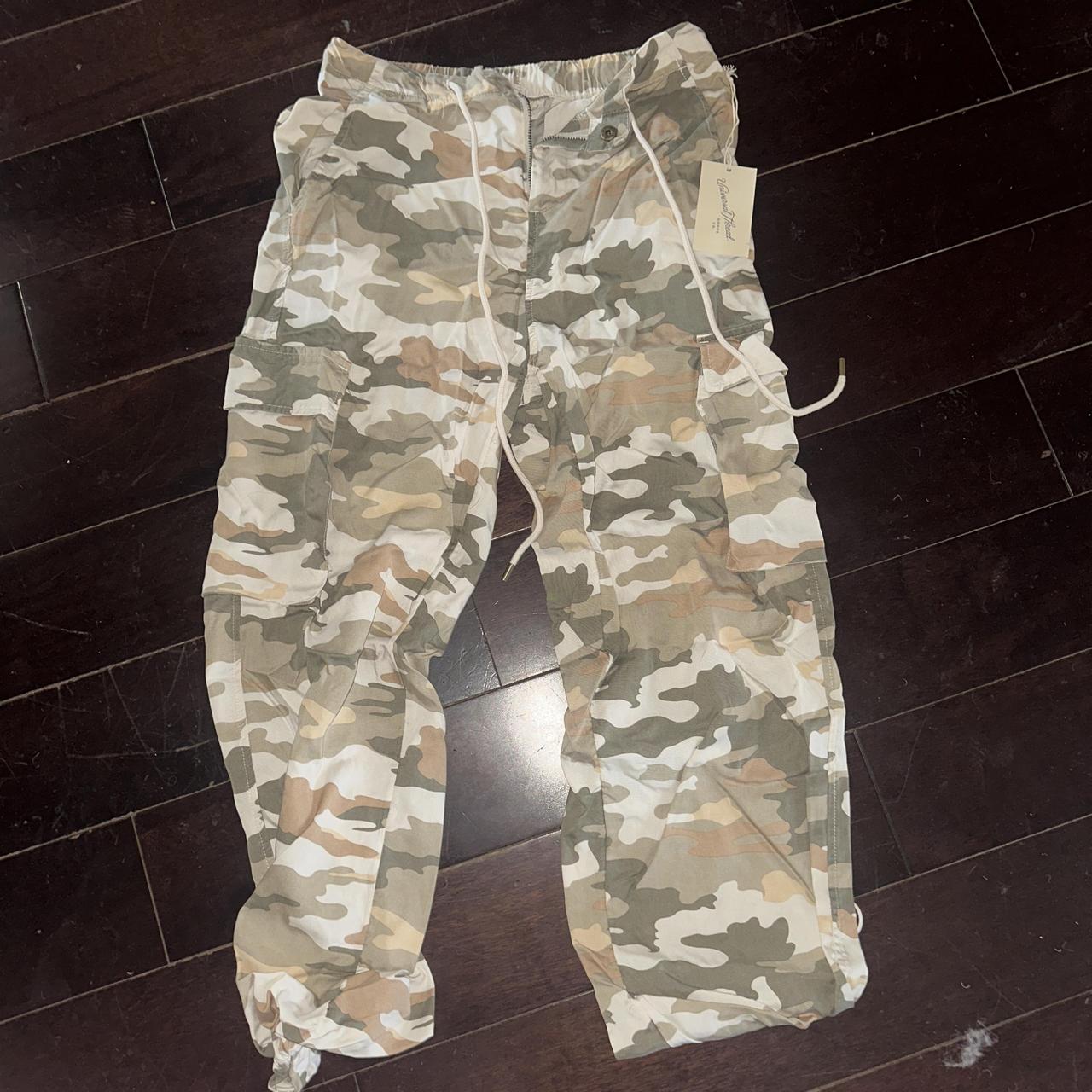 Universal Thread Women's Cargo Pants - Multi/Khak… - image 1