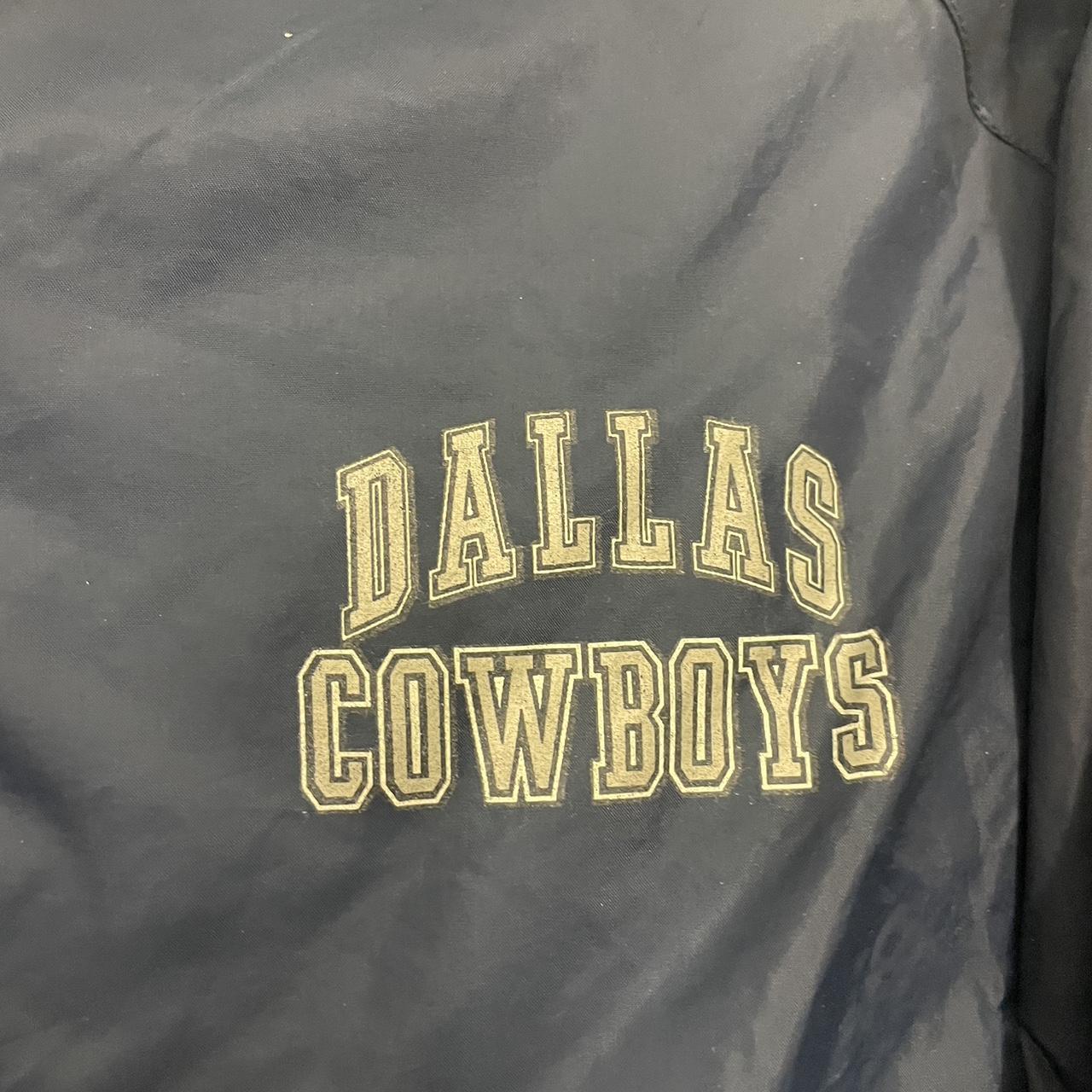 Vintage Dallas Cowboys hoodie tag is faded but fits - Depop