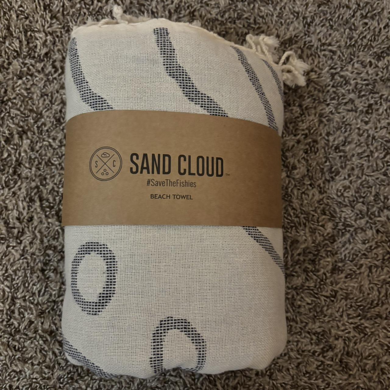 item listed by cuteeeclothesss