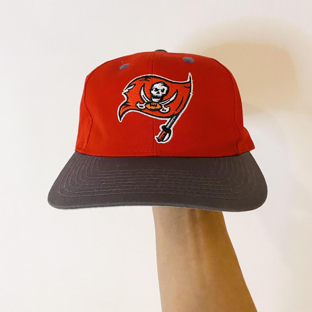 Vintage 90s Tampa Bay Buccaneers SnapBack Hat Logo 7