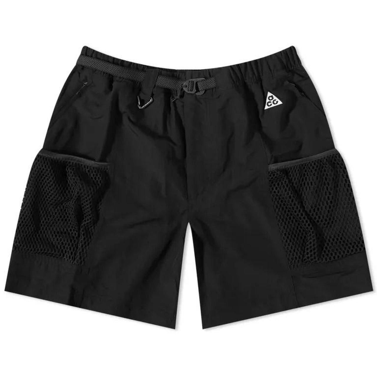Nike ACG “snowgrass” black cargo shorts RRP 150 Depop