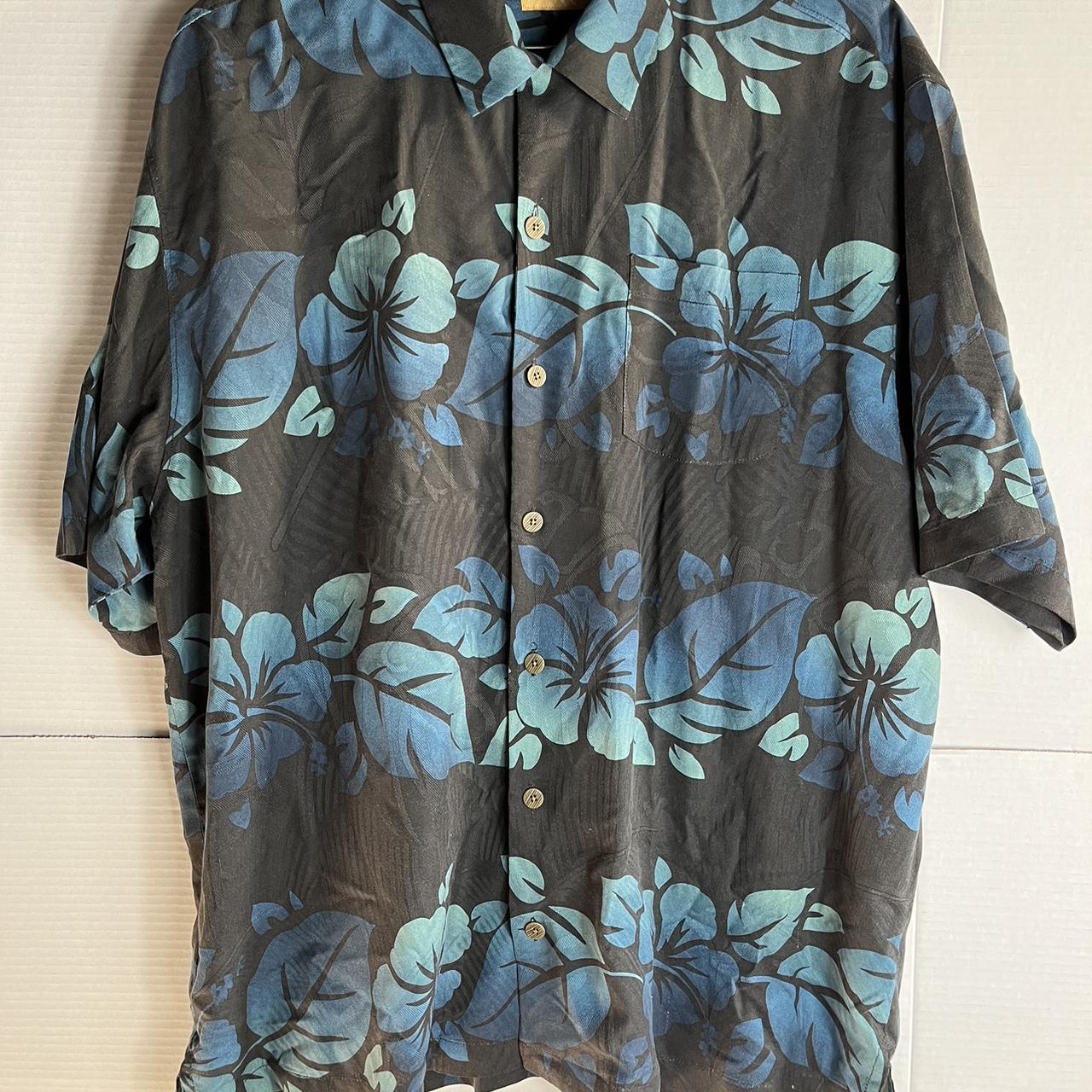 Tommy Bahama Men's Hawaiian Shirt / 100% Silk - Depop