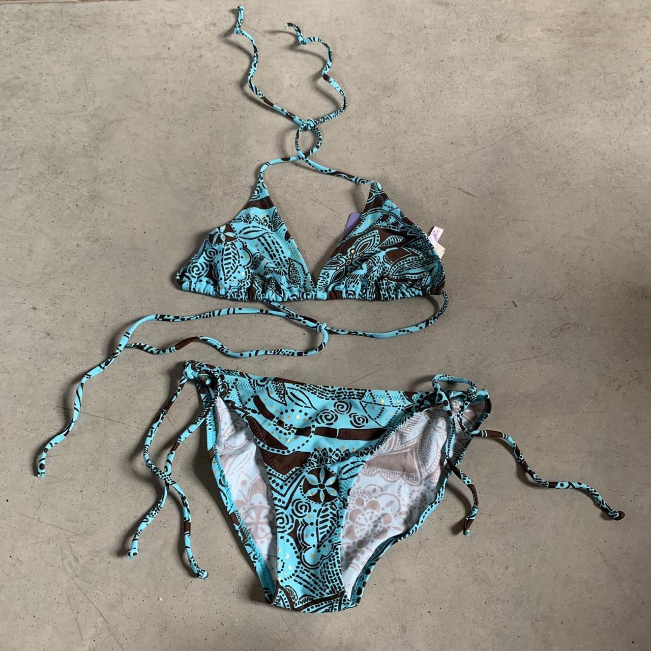 Womens vintage Y2k 00s 90s blue bikini set two -... - Depop