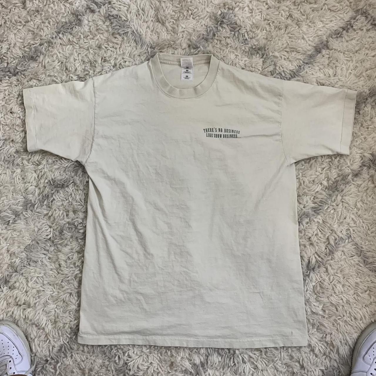 Men's Cream T-shirt | Depop