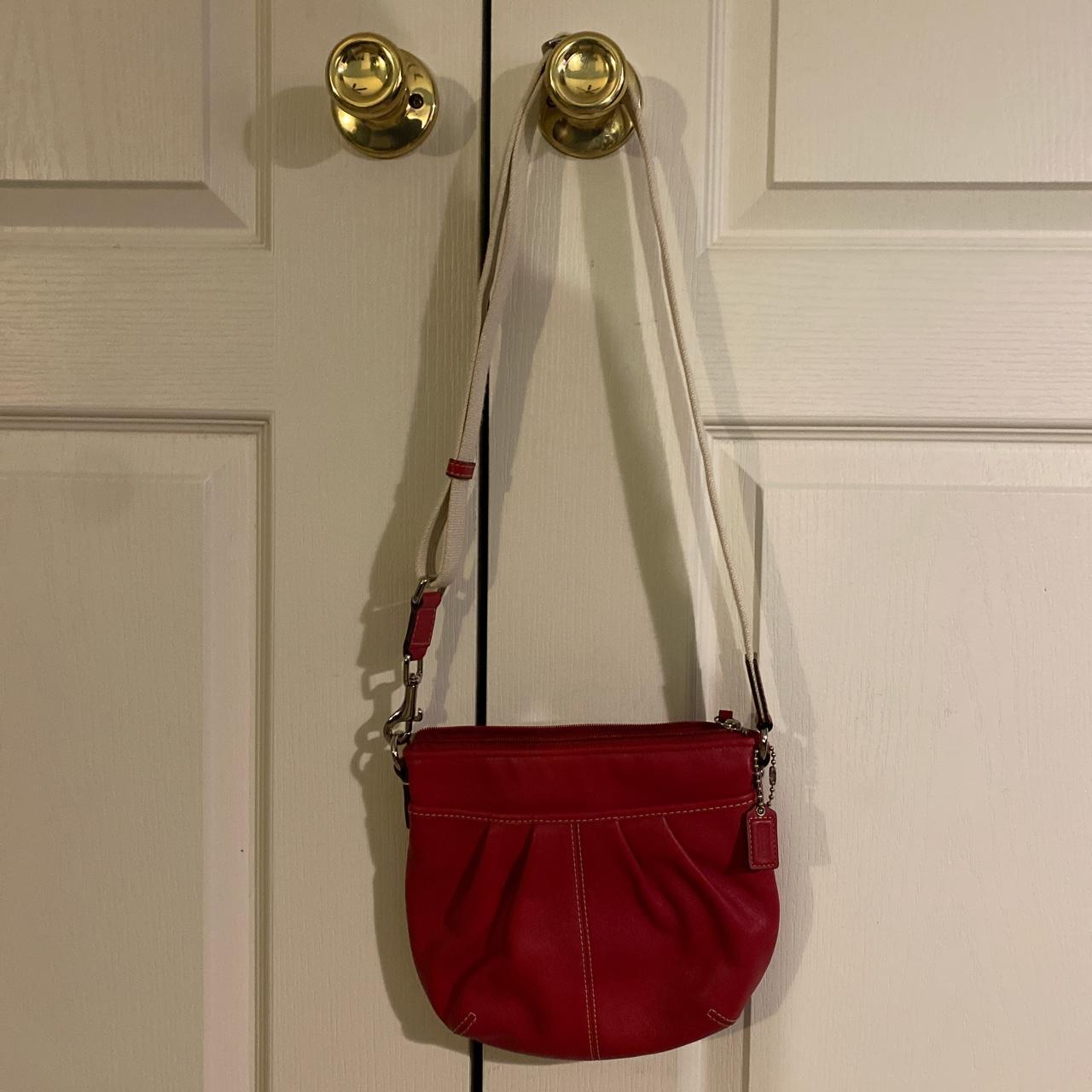 Red coach 2025 crossbody purse