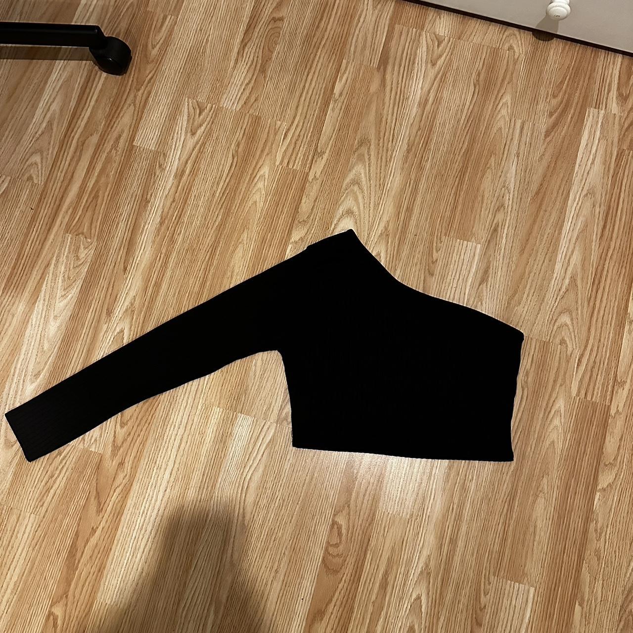 item listed by jess_741