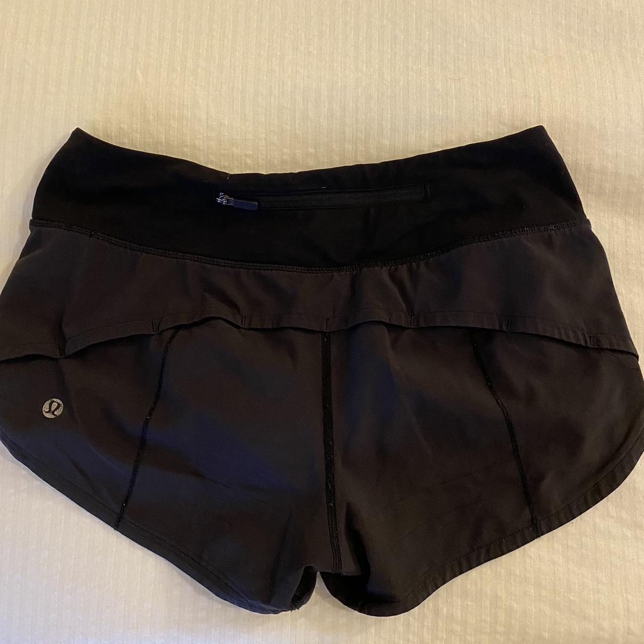 Size 4 lululemon black speed up low-rise lined short - Depop